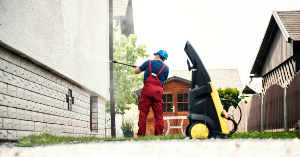 Best Pool Deck Cleaning  in Heeia, HI